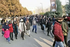 تجمع+اعتراضی+دانشجویان