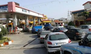صف طولانی بنزین در خرماپزان/ بوشهر قربانی بی‌عملی مدیران!